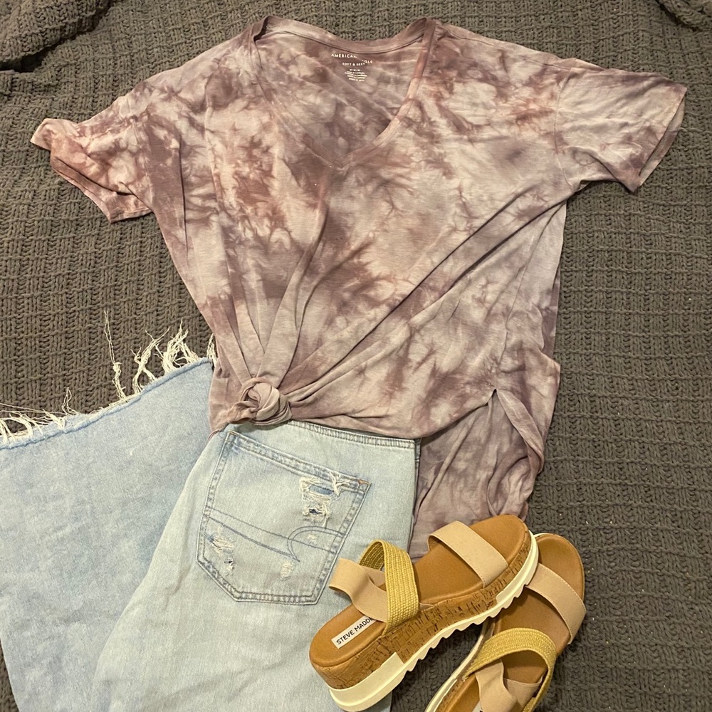Soft & sexy tie dye American eagle shirt
